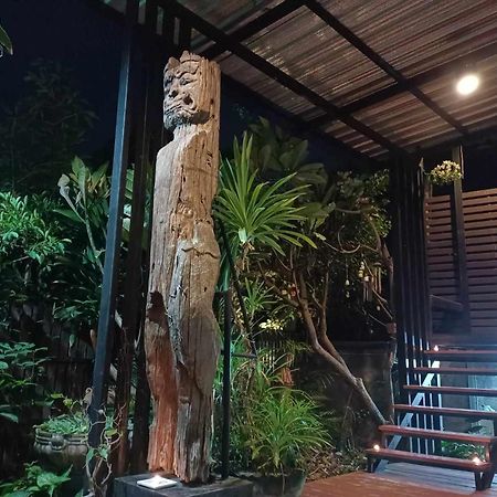 Chez Pom Chiang Mai Exterior foto