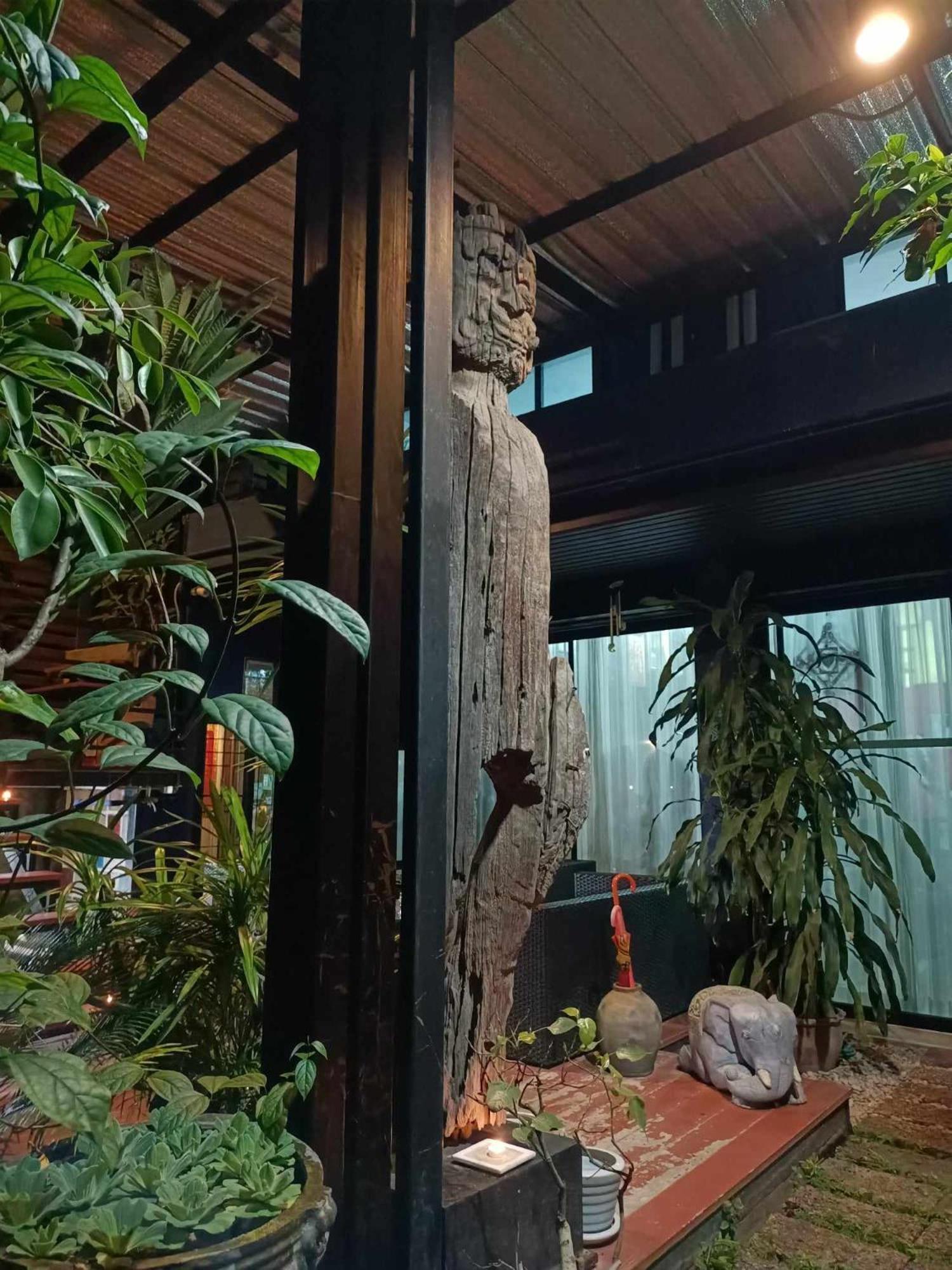 Chez Pom Chiang Mai Exterior foto